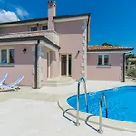 Contessa Villa
